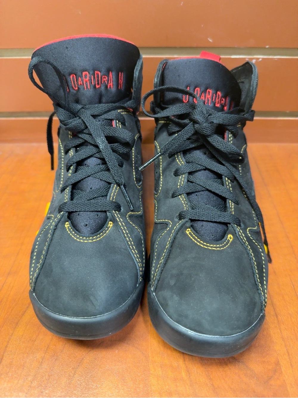 Nike Air Jordan 7 Retro Citrus Black Red Yellow Sneakers Youth 7Y Women’s 8.5 - Picture 3 of 7